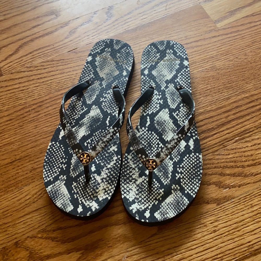 Like new Tory Burch flip flops